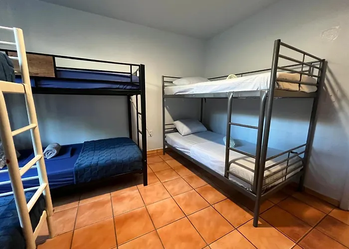 Beds & Sheets Little Havana
